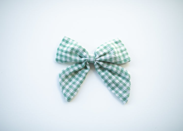 Linen/Swiss Dot Bows