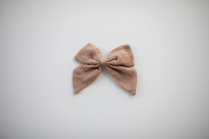 Linen/Swiss Dot Bows