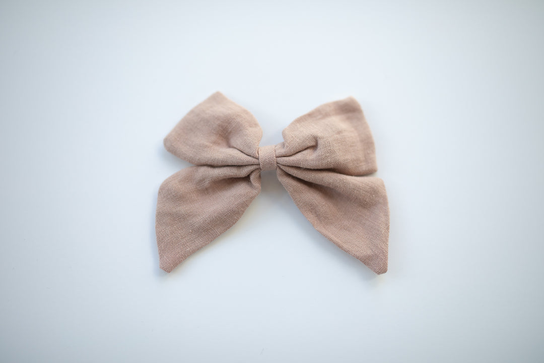 Linen/Swiss Dot Bows